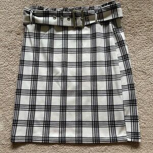 Fashion nova Black And White Plaid Skirt Women M Business Casual Classy